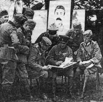 Посещение немцами советского танкового полка под Брестом. 1939 г.